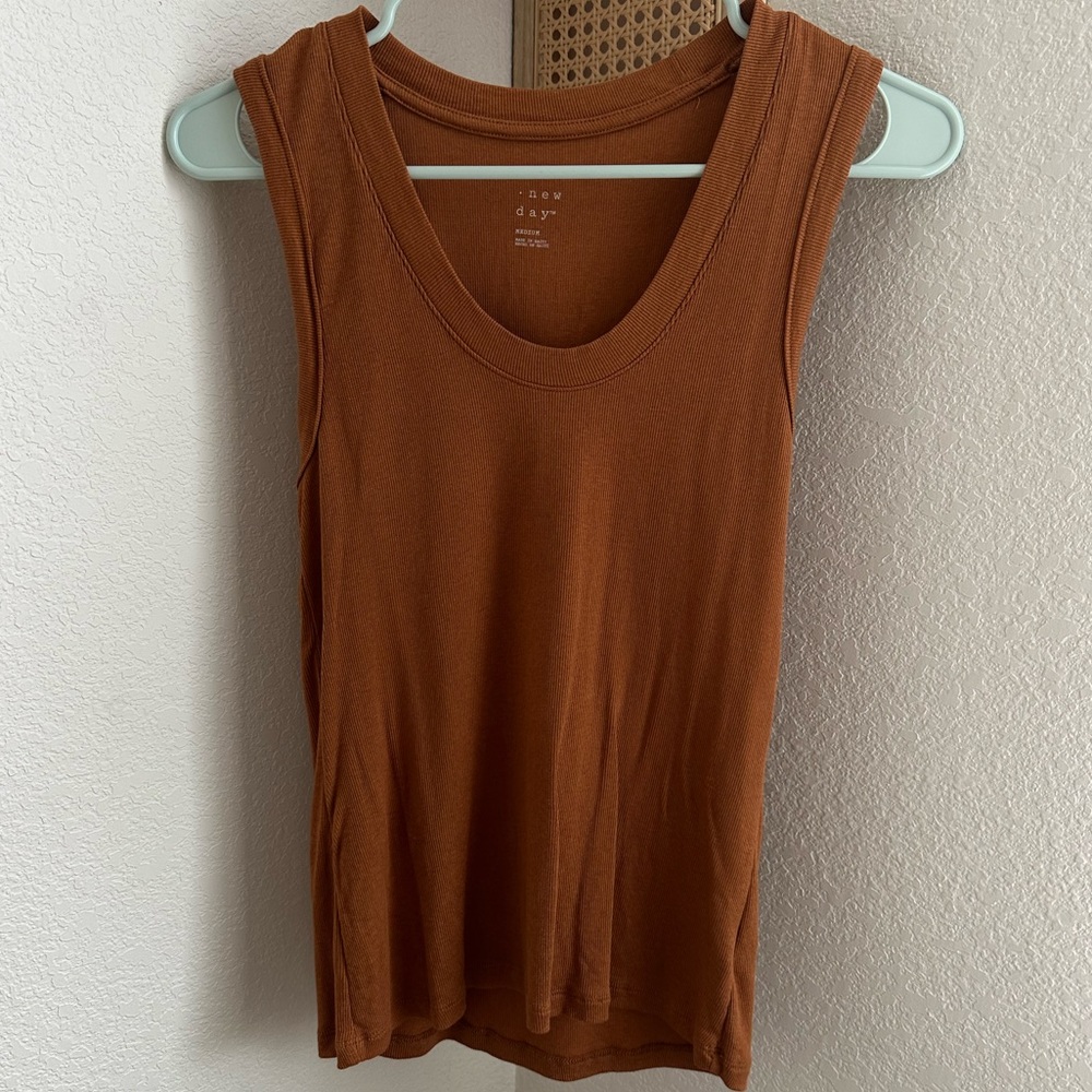 a new day brown/burnt orange size medium tank top